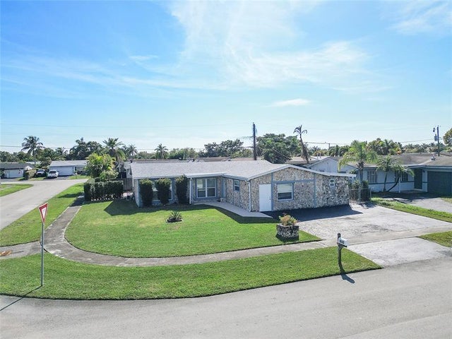 1 of 45 - 9680 Nw 25th St, Sunrise, FL