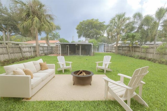 5 of 11 - 904 Se 13th St, Fort Lauderdale, FL