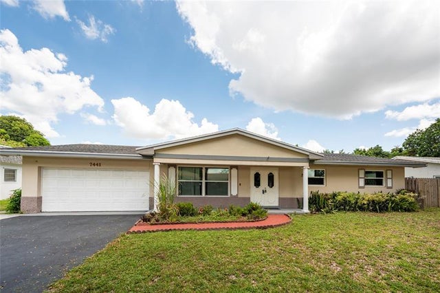 2 of 36 - 7441 Nw 13th St, Plantation, FL