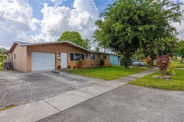 511 N 65th Ave, Hollywood