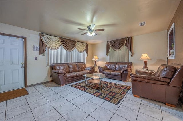 3 of 22 - 511 N 65th Ave, Hollywood, FL