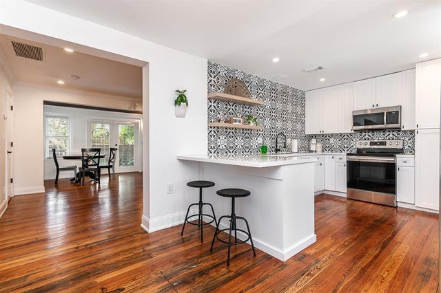 4 of 21 - 713 Ne 17th Rd, Fort Lauderdale, FL