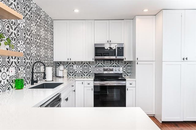 5 of 21 - 713 Ne 17th Rd, Fort Lauderdale, FL