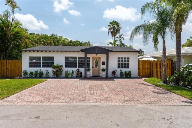 1 of 19 - 739 Ne 17th Rd, Fort Lauderdale, FL