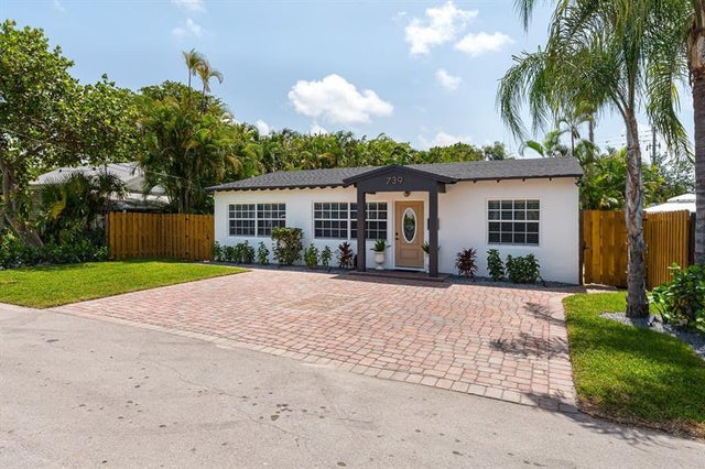 2 of 19 - 739 Ne 17th Rd, Fort Lauderdale, FL