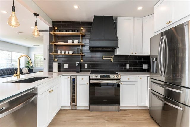 3 of 19 - 739 Ne 17th Rd, Fort Lauderdale, FL