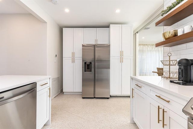 4 of 18 - 1604 Ne 16th Ave, Fort Lauderdale, FL