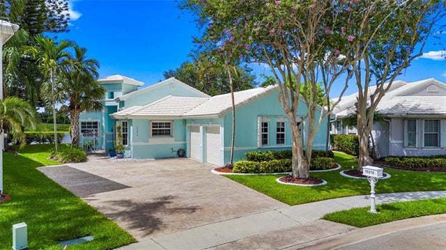 1 of 59 - 15218 Wilshire Cir S, Pembroke Pines, FL