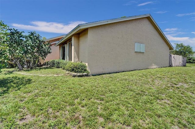 3 of 44 - 1060 Sw 55th Way, Margate, FL