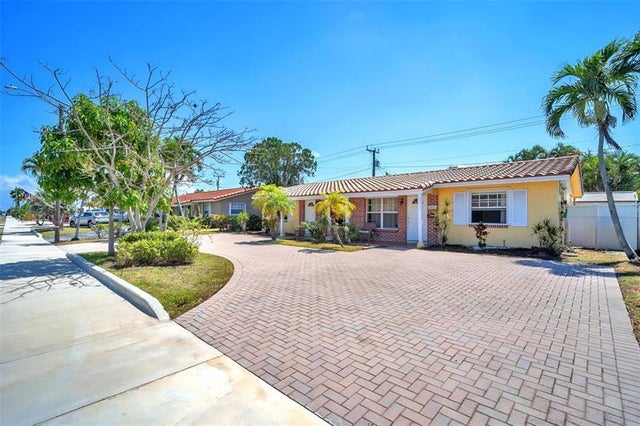 2 of 37 - 1910 Ne 56th St, Fort Lauderdale, FL