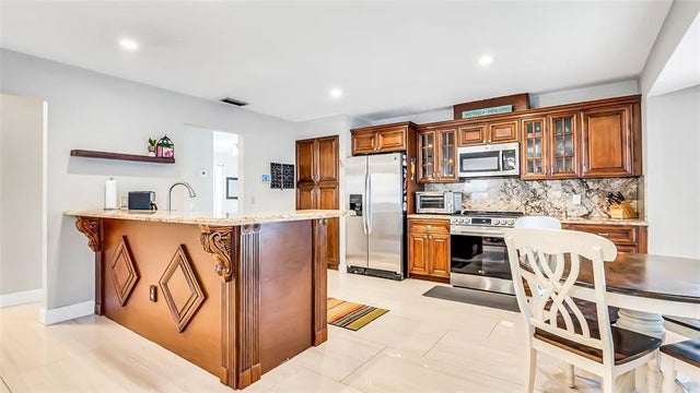 2 of 52 - 4743 Nw 3rd St, Deerfield Beach, FL