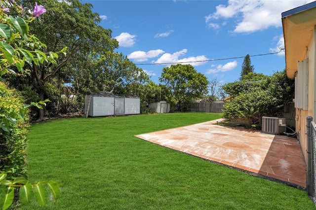 4 of 40 - 1851 Sw 42nd Ter, Fort Lauderdale, FL