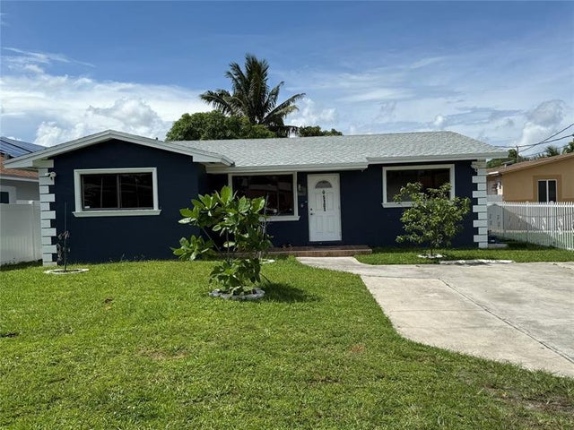 4 of 26 - 5101 Sw 24th St, West Park, FL