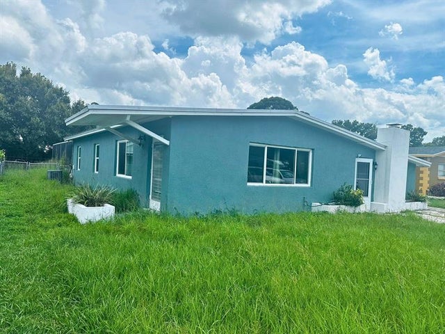 3 of 26 - 1013 Hispana Avenue, Fort Pierce, FL