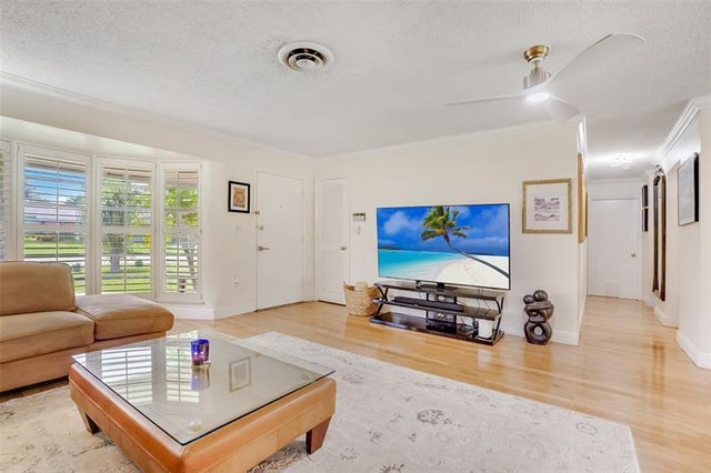 5 of 19 - 241 Sw 13th St, Boca Raton, FL