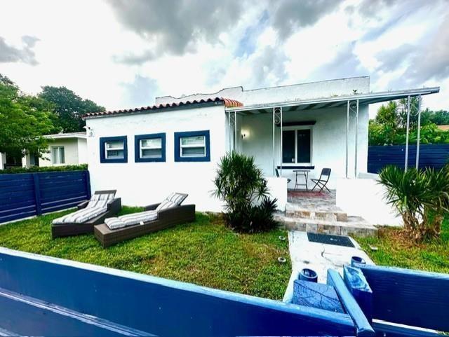 1 of 25 - 55 Nw 47th St, Miami, FL