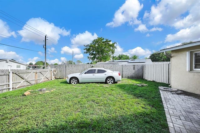 3 of 61 - 2171 Sw 36th Ter, Fort Lauderdale, FL