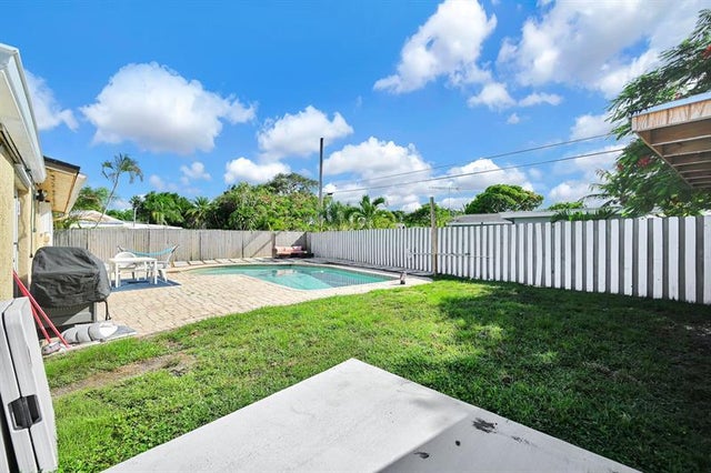 5 of 61 - 2171 Sw 36th Ter, Fort Lauderdale, FL