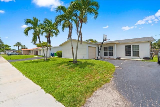 1 of 24 - 3820 Nw 113th Ter, Sunrise, FL