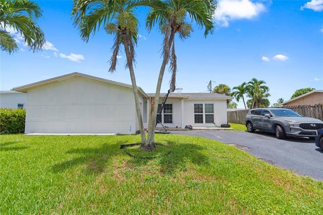 2 of 24 - 3820 Nw 113th Ter, Sunrise, FL