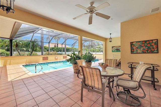 4 of 12 - 619 Se 18th Ter, Cape Coral, FL