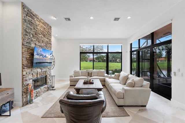 5 of 49 - 1749 Nw 126th Dr, Coral Springs, FL