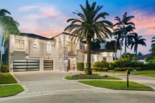 2 of 58 - 580 Carrot Wood Ter, Fort Lauderdale, FL