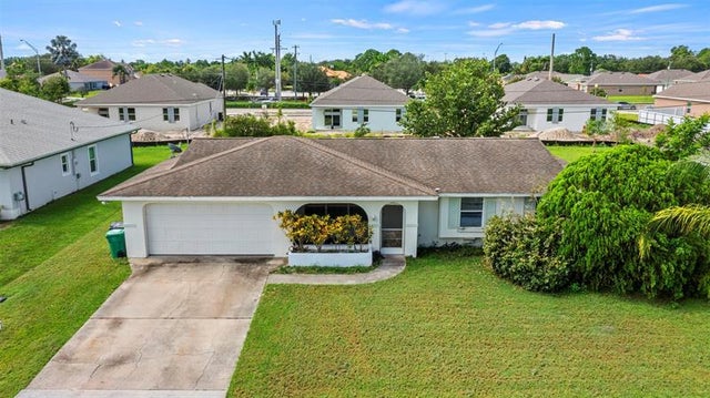 1 of 37 - 622 Nw Billiar Ave, Port St. Lucie, FL