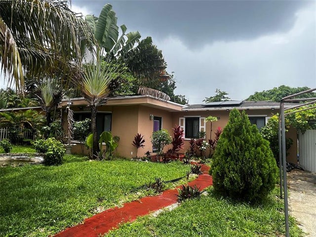 3 of 8 - 1265 Nw 134th St, North Miami, FL