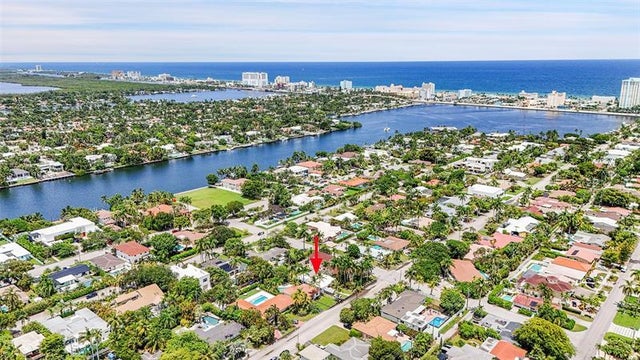 2 of 38 - 1107 Adams St, Hollywood, FL