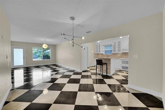 4 of 38 - 1107 Adams St, Hollywood, FL