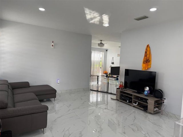 5 of 45 - 12611 Sw 28th St, Miramar, FL
