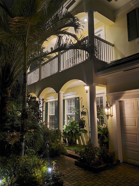 2 of 55 - 101 Ne 21st St, Wilton Manors, FL