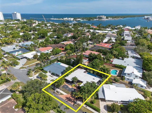 2 of 80 - 2112 Manatee Drive, Fort Lauderdale, FL