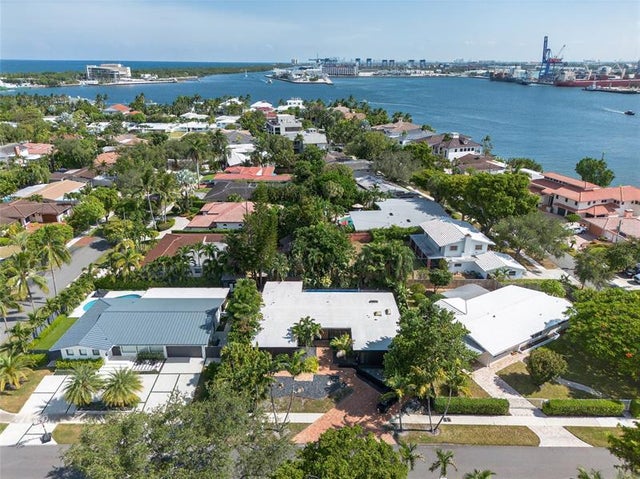 5 of 80 - 2112 Manatee Drive, Fort Lauderdale, FL