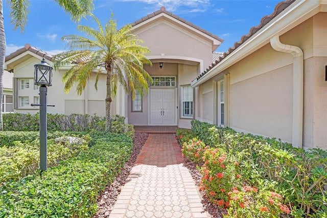 1 of 100 - 6748 Nw 110th Way, Parkland, FL