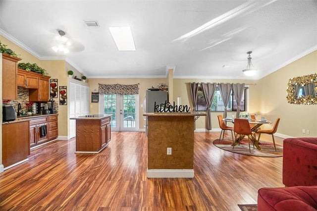 1 of 53 - 6001 Nw 89th Ave, Tamarac, FL