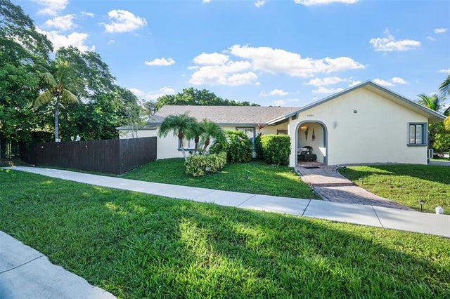 5 of 53 - 6001 Nw 89th Ave, Tamarac, FL