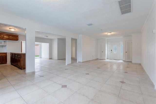 5 of 38 - 8424 Sw 102nd Pl, Miami, FL