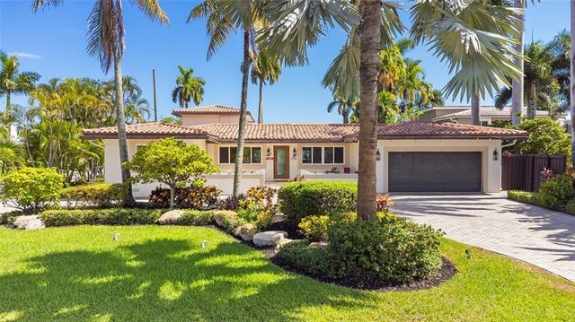 4 of 45 - 1100 N Northlake Dr, Hollywood, FL