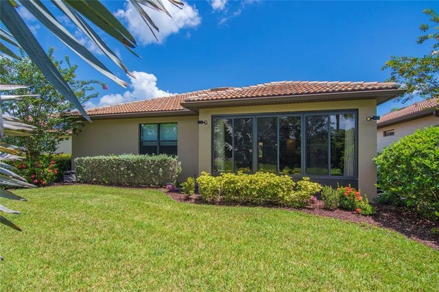 2 of 36 - 5319 Antigua Cir, Vero Beach, FL