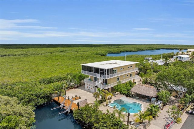 2 of 25 - 830 Egret Ln, Key Largo, FL