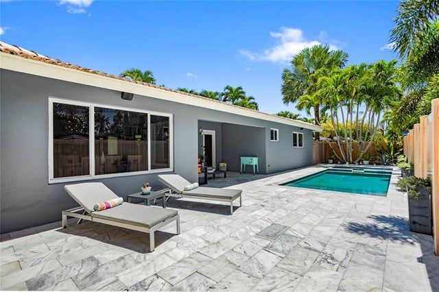 3 of 37 - 901 Ne 18th St, Fort Lauderdale, FL