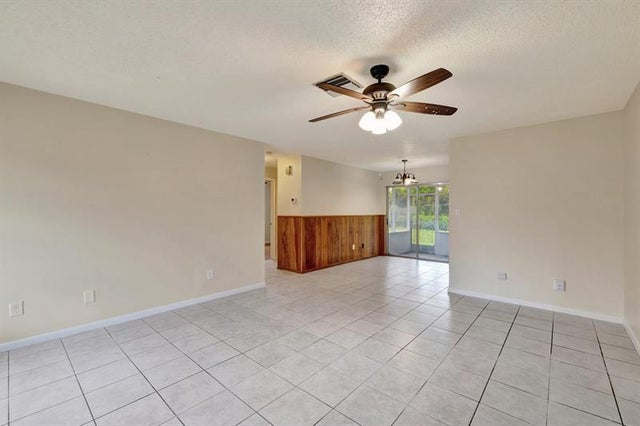 3 of 25 - 7202 Penny Ln, Fort Pierce, FL