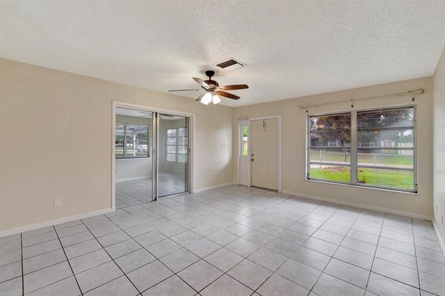 5 of 25 - 7202 Penny Ln, Fort Pierce, FL