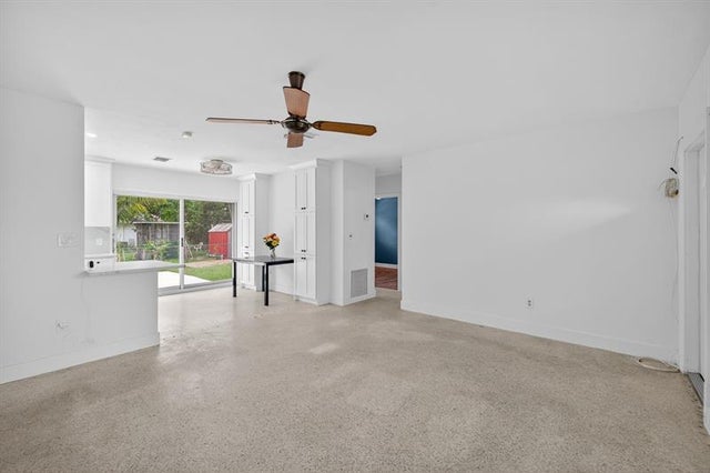 5 of 60 - 3131 Sw 20th Ct, Fort Lauderdale, FL