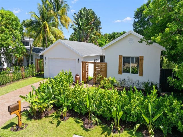 3 of 28 - 812 Nw 26th St, Wilton Manors, FL