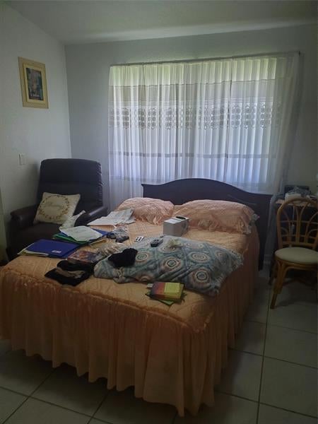 4 of 25 - 11300 Sw 154th St, Miami, FL