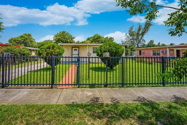 1 of 39 - 430 Nw 133rd St, North Miami, FL