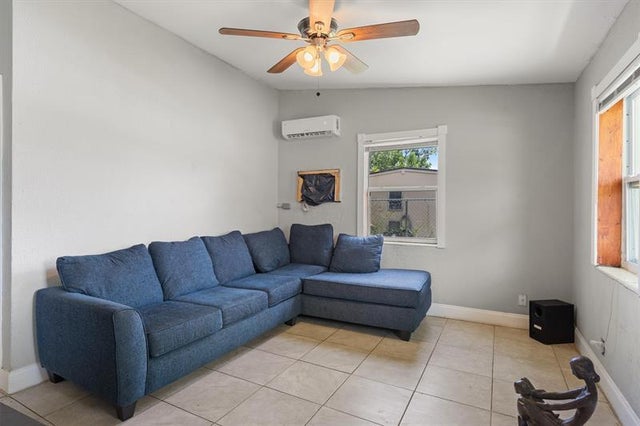 4 of 12 - 1558 Nw 3rd Way, Pompano Beach, FL